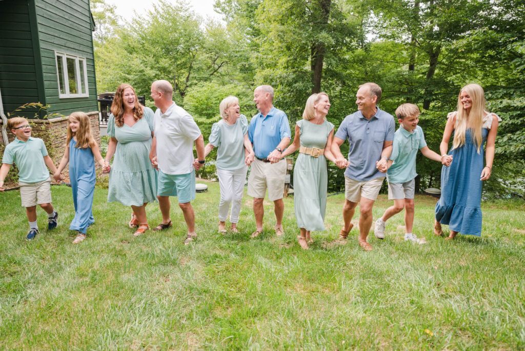 Lakeside family photo at smith mountain lake